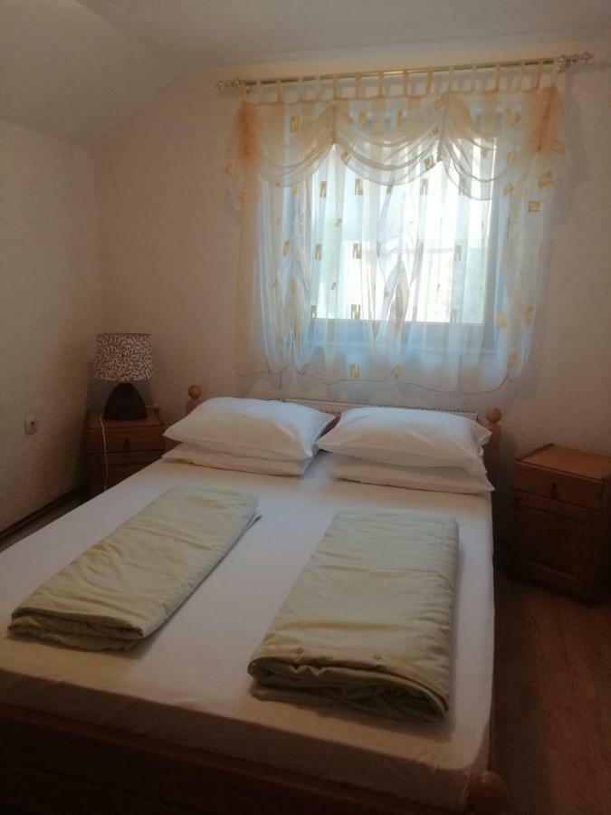 Apartman As Livno Luaran gambar